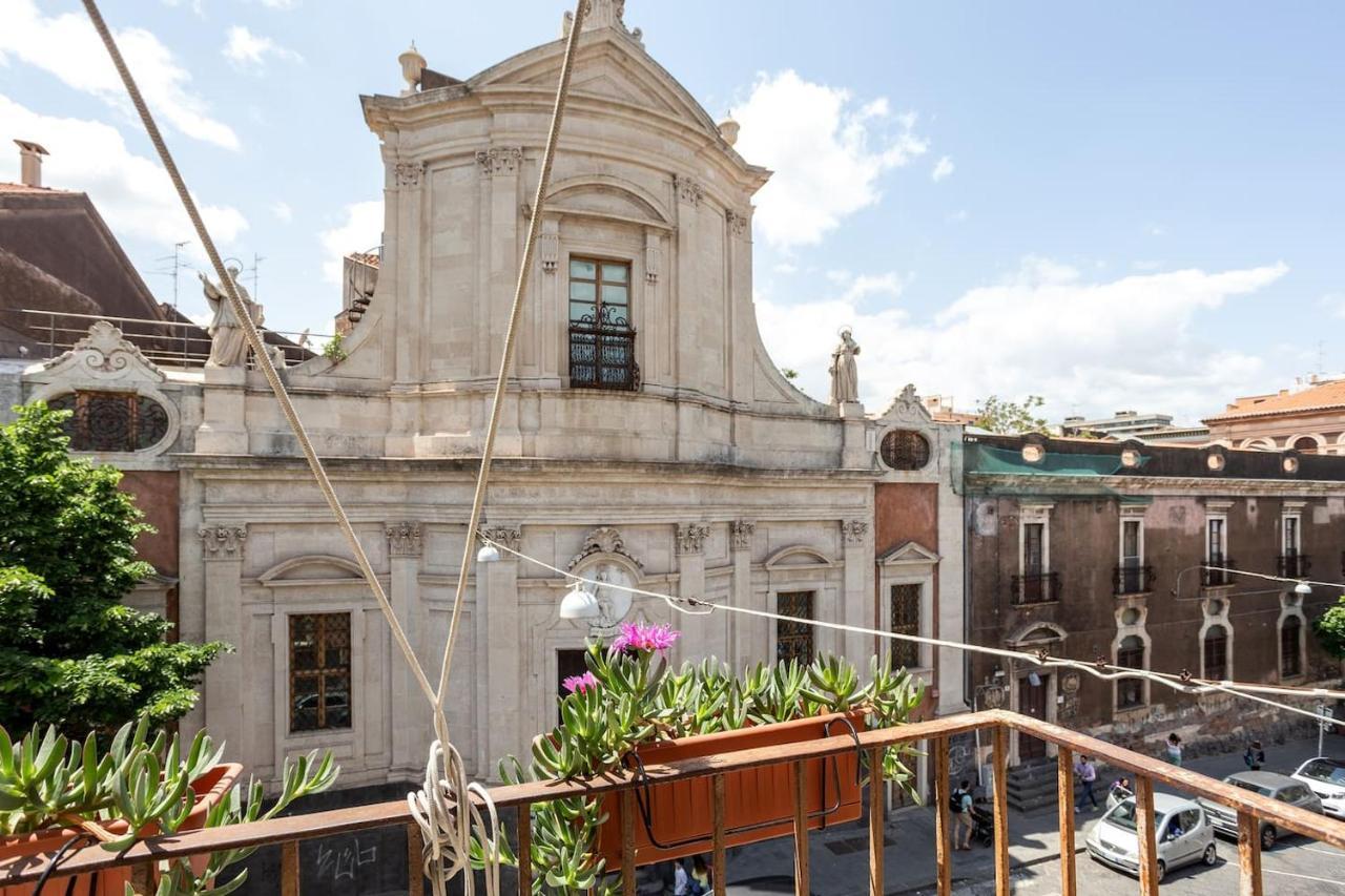 Albachiara Huge Apt Catania Ngoại thất bức ảnh
